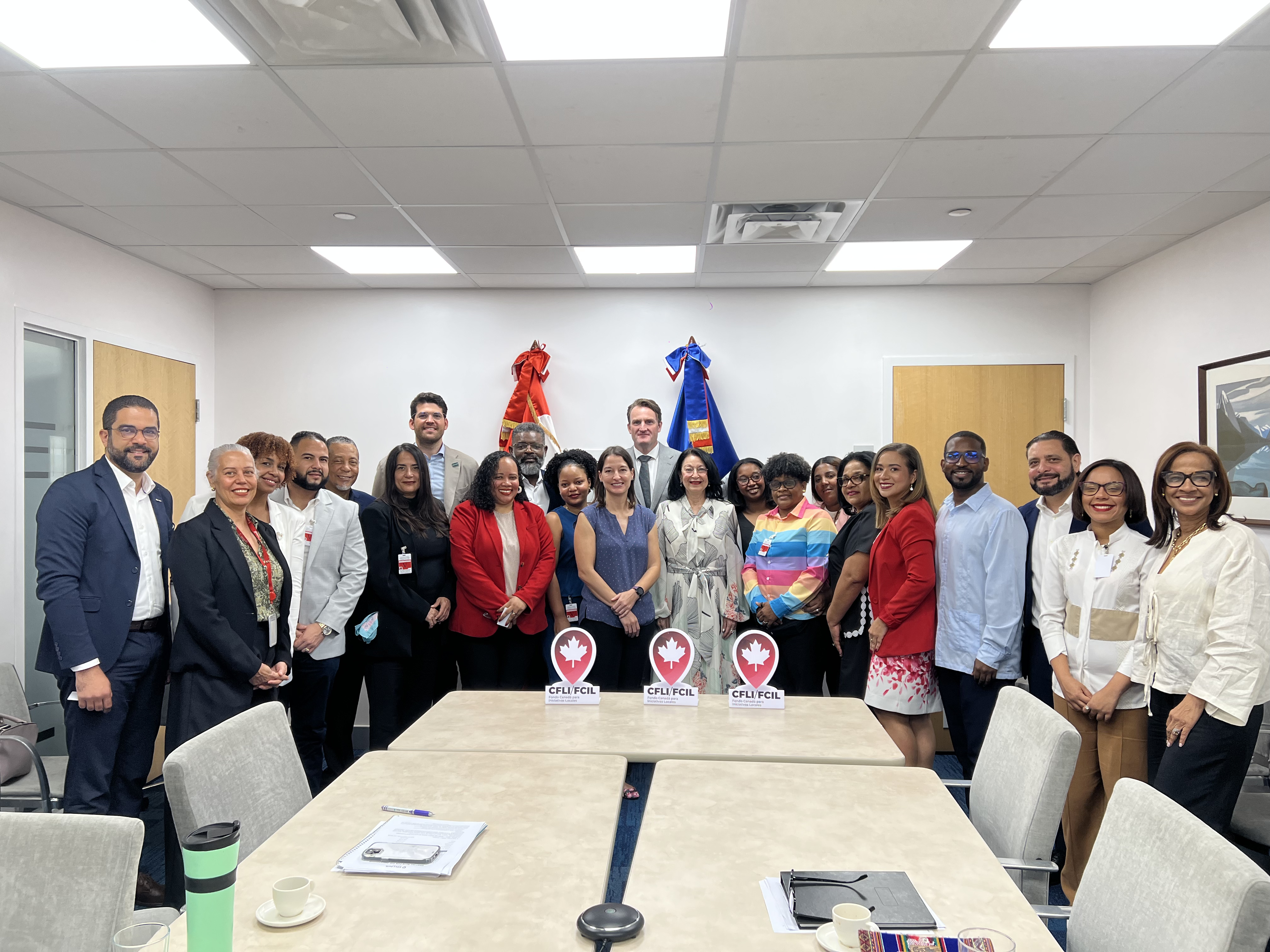 Portada de OBMICA impulsa la prevención y respuesta a la violencia contra las mujeres en Verón–Punta Cana y Elías Piña con el apoyo del Fondo Canadá para Iniciativas Locales